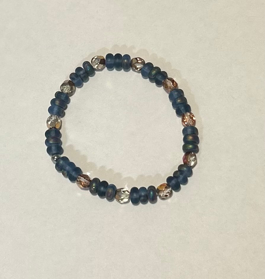 “Bruesey” - Set of 3 stretchy bracelets