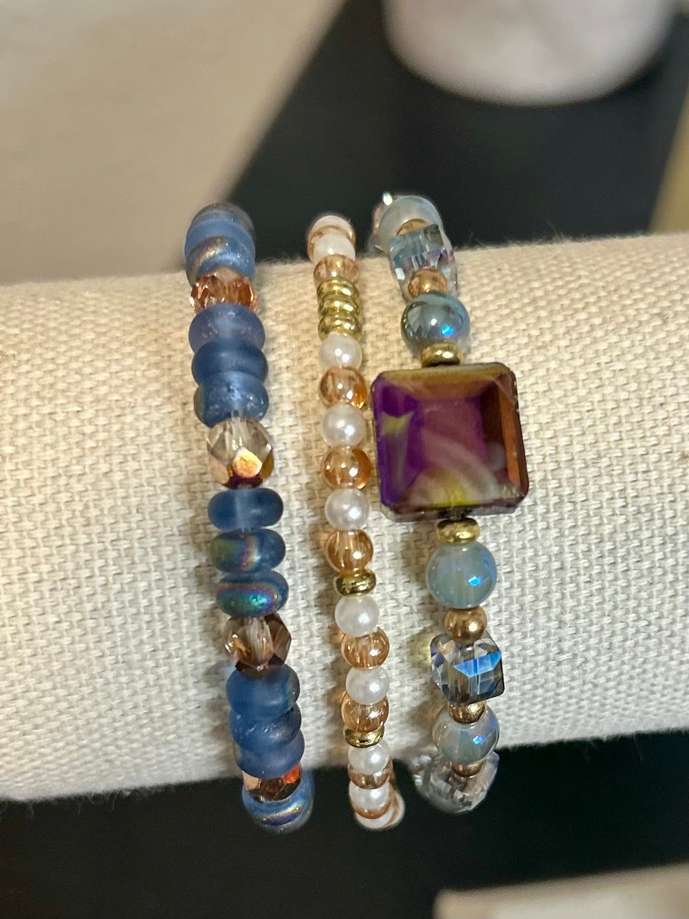 “Bruesey” - Set of 3 stretchy bracelets